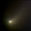 HaleBoppNucleus.jpg (19561 bytes)